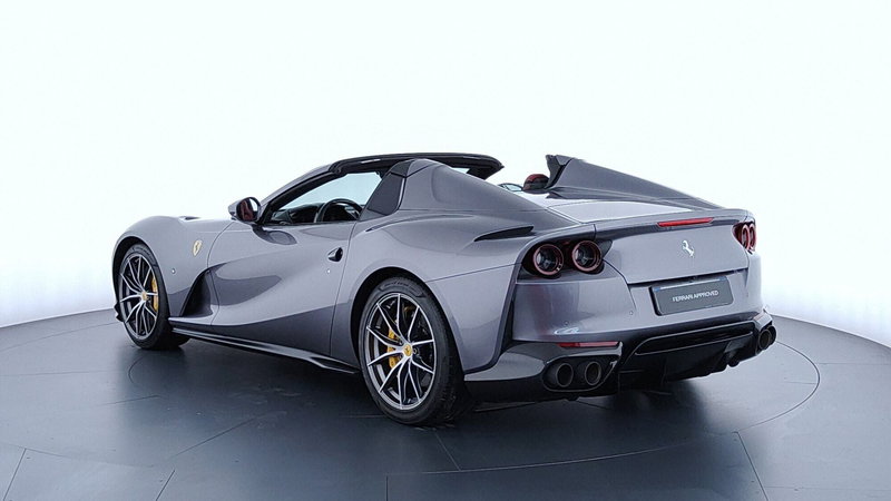 Ferrari 812 Spider usata a Perugia (7)