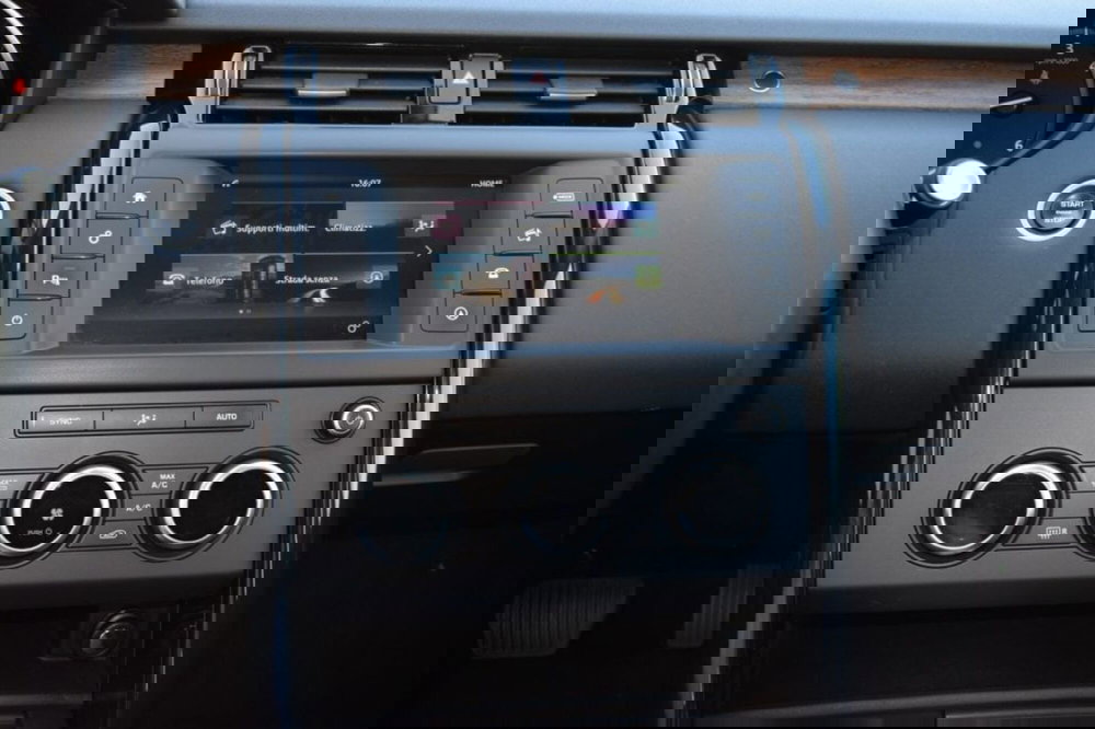 Land Rover Discovery usata a Cuneo (11)