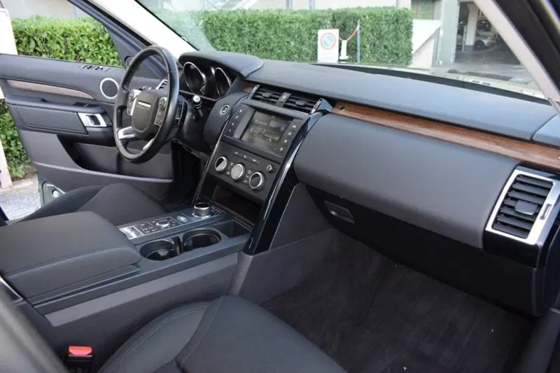 Land Rover Discovery usata a Cuneo (13)