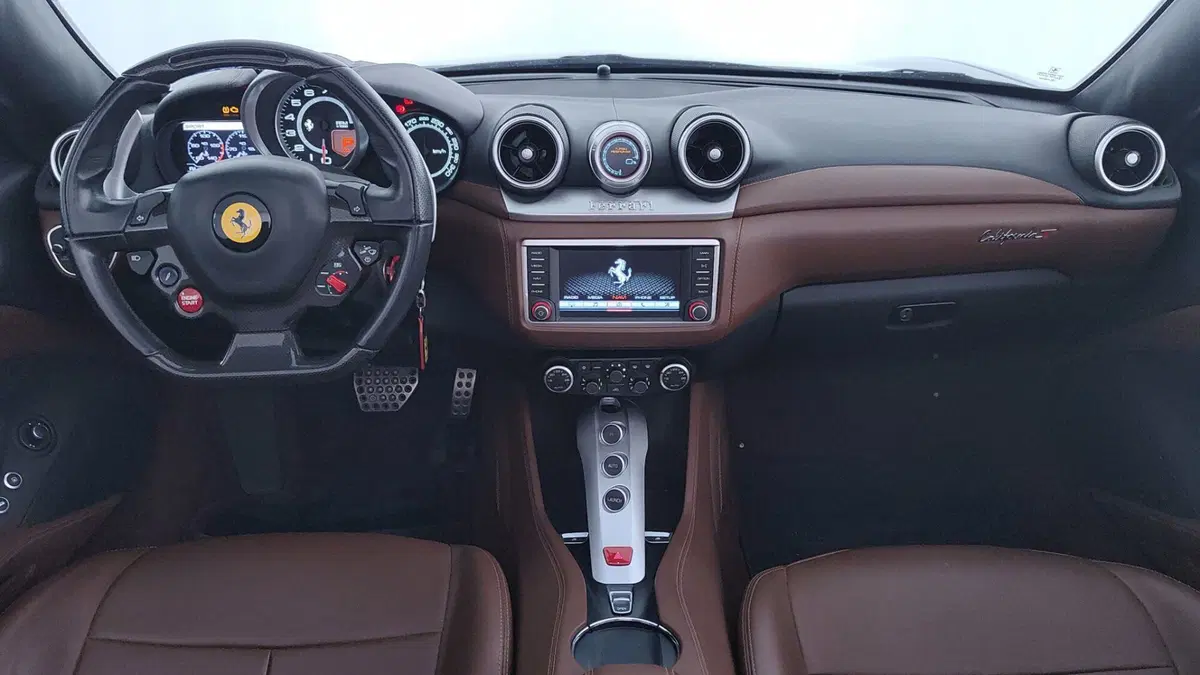 Ferrari California Spider usata a Perugia (17)