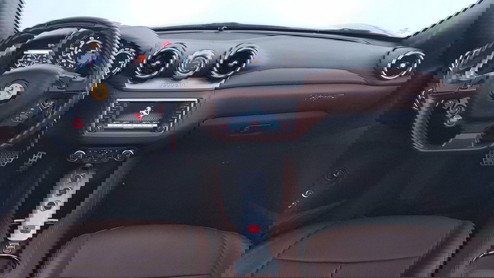 Ferrari California Spider usata a Perugia (17)