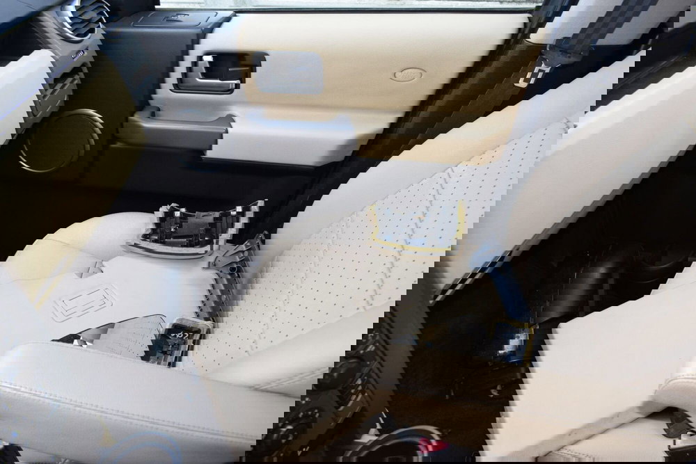 Land Rover Discovery usata a Cuneo (9)