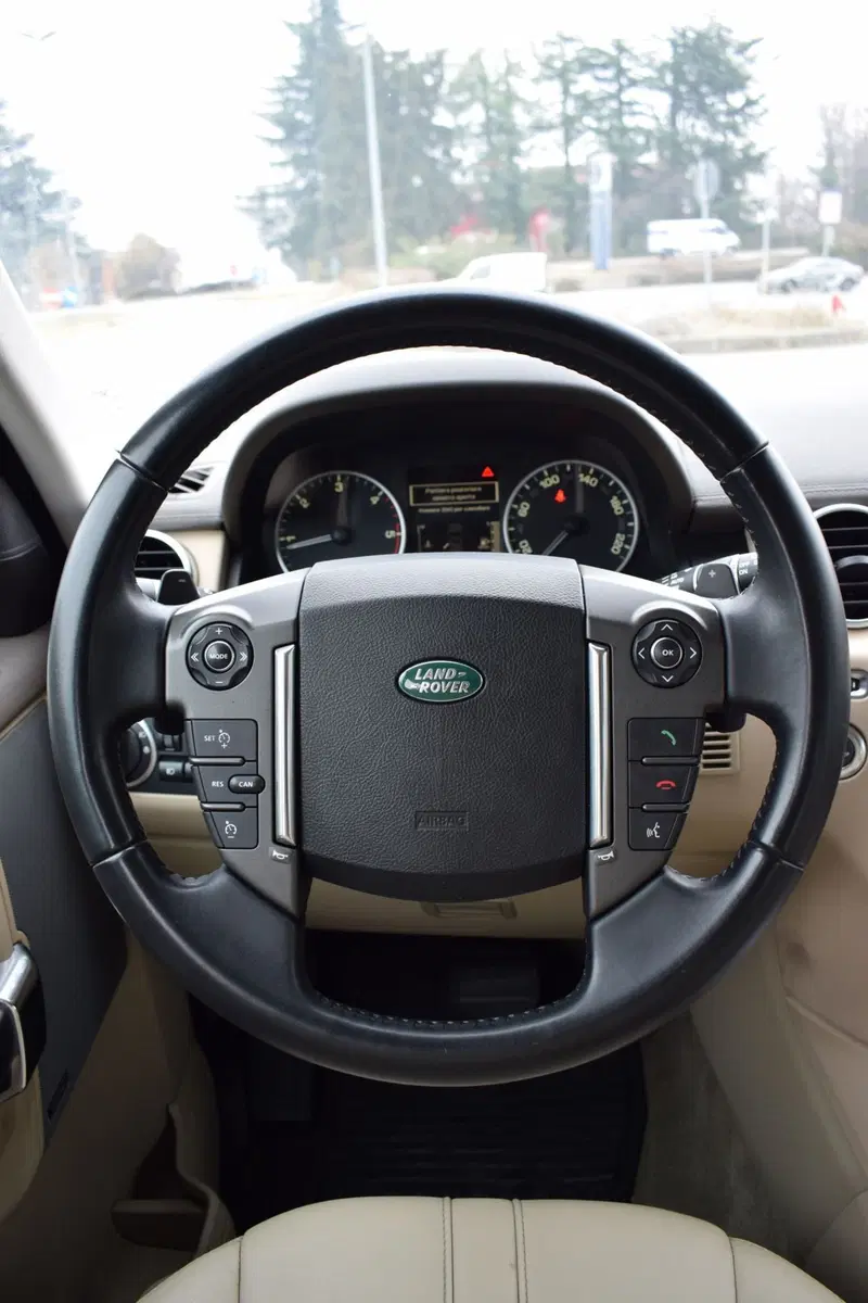 Land Rover Discovery usata a Cuneo (10)