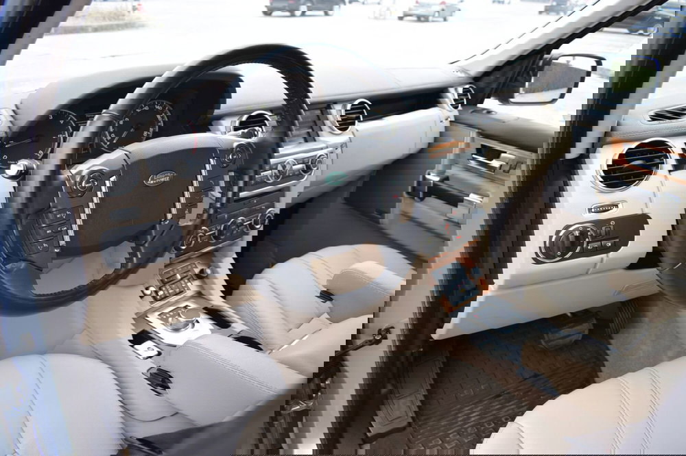 Land Rover Discovery usata a Cuneo (17)