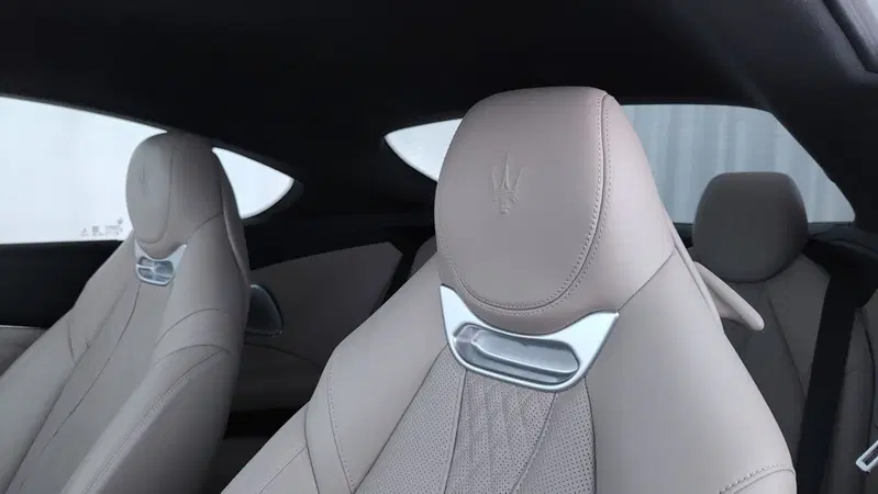 Maserati Granturismo usata a Perugia (13)