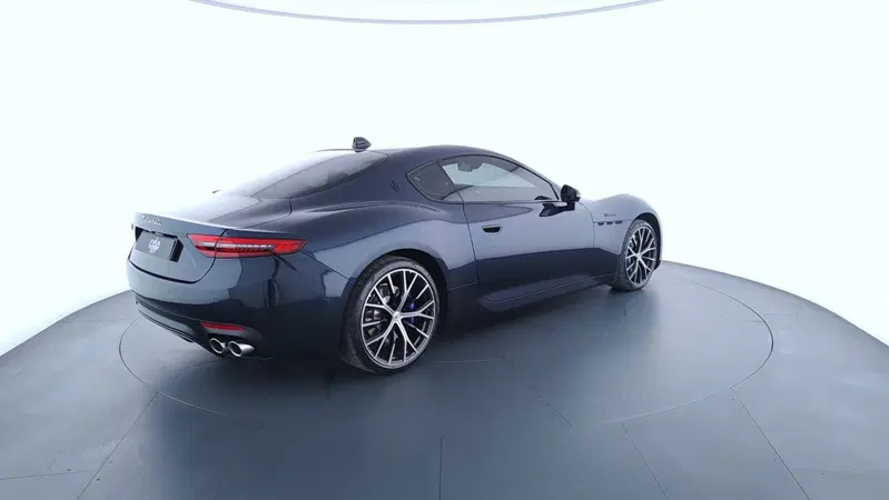 Maserati Granturismo usata a Perugia (5)