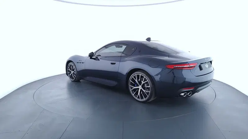Maserati Granturismo usata a Perugia (7)