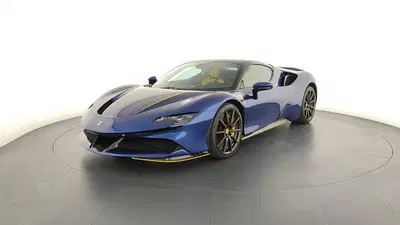 Ferrari SF90 Coup&eacute; SF90 Stradale del 2022 usata a Corciano