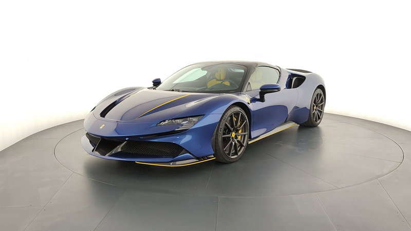 Ferrari SF90 Coupé usata a Perugia