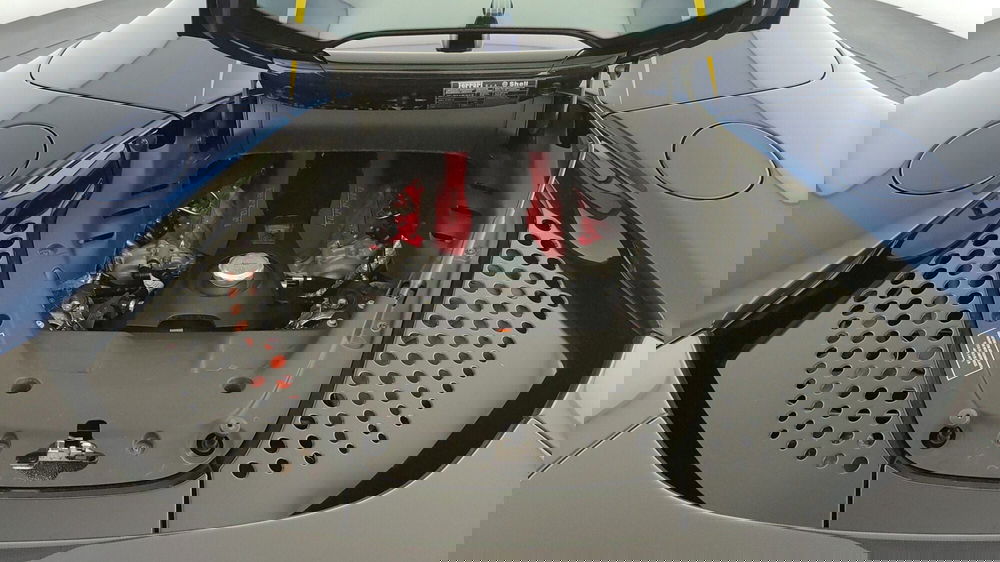 Ferrari SF90 Coupé usata a Perugia (11)