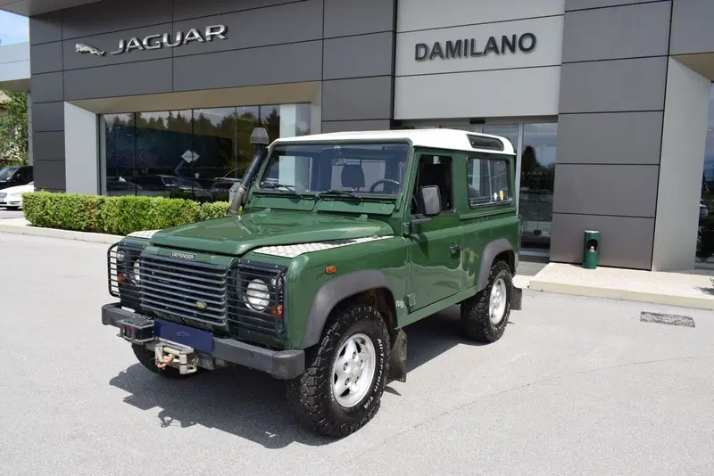 Land Rover Defender usata a Cuneo