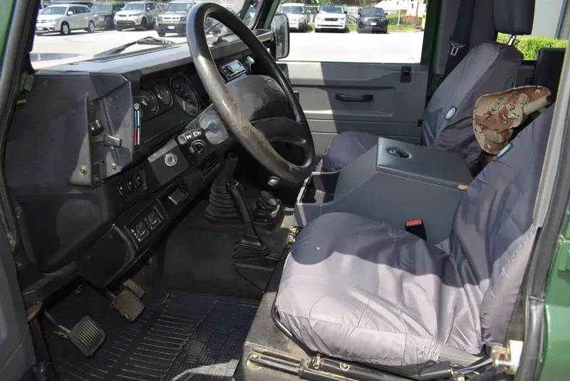 Land Rover Defender usata a Cuneo (10)
