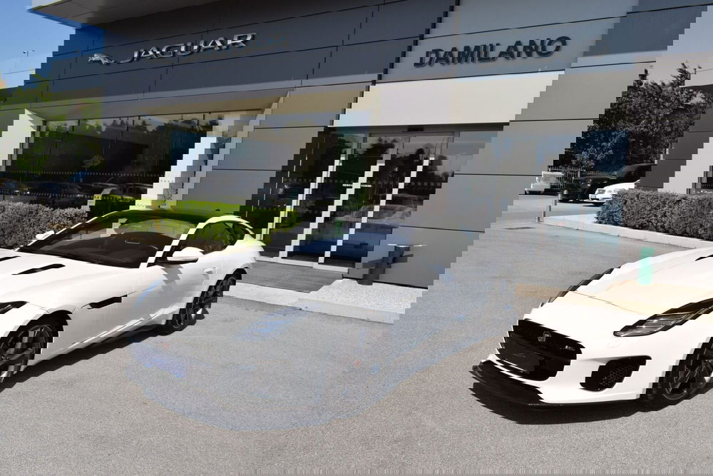 Jaguar F-Type Coupé usata a Cuneo