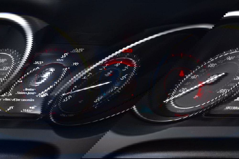 Jaguar F-Type Coupé usata a Cuneo (12)