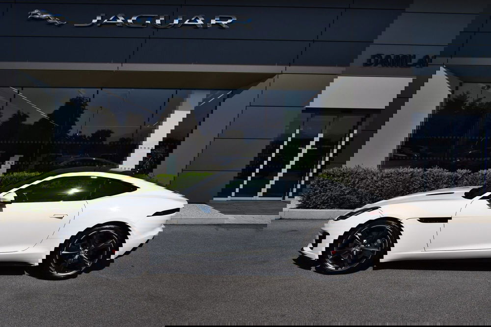 Jaguar F-Type Coupé usata a Cuneo (4)