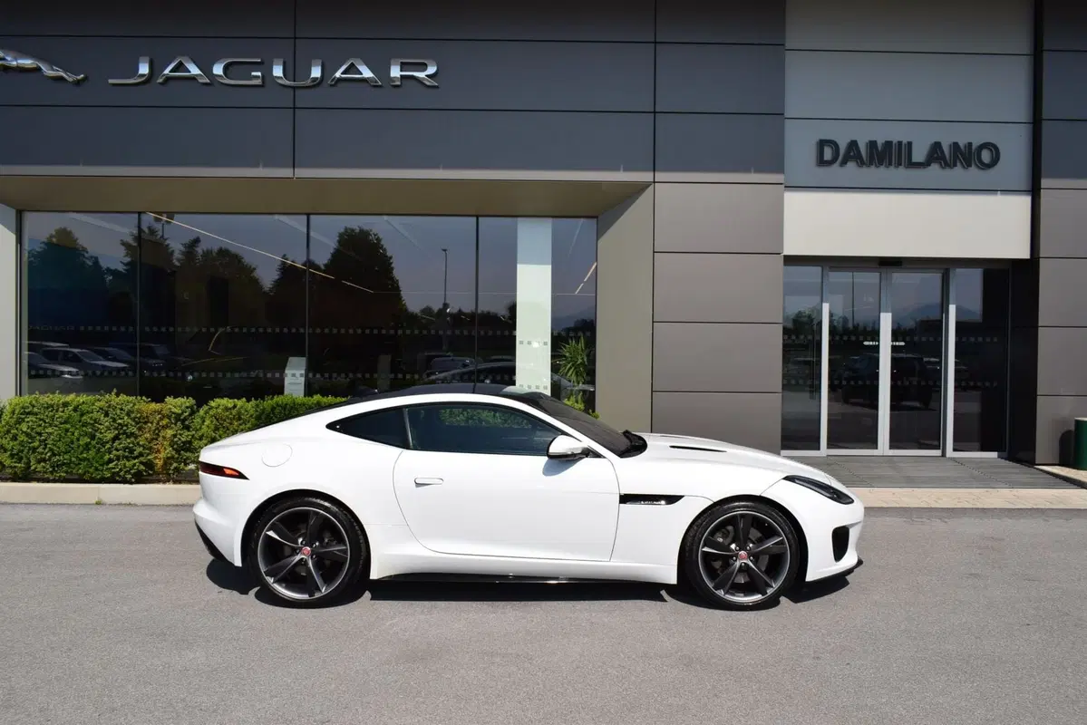 Jaguar F-Type Coupé usata a Cuneo (5)