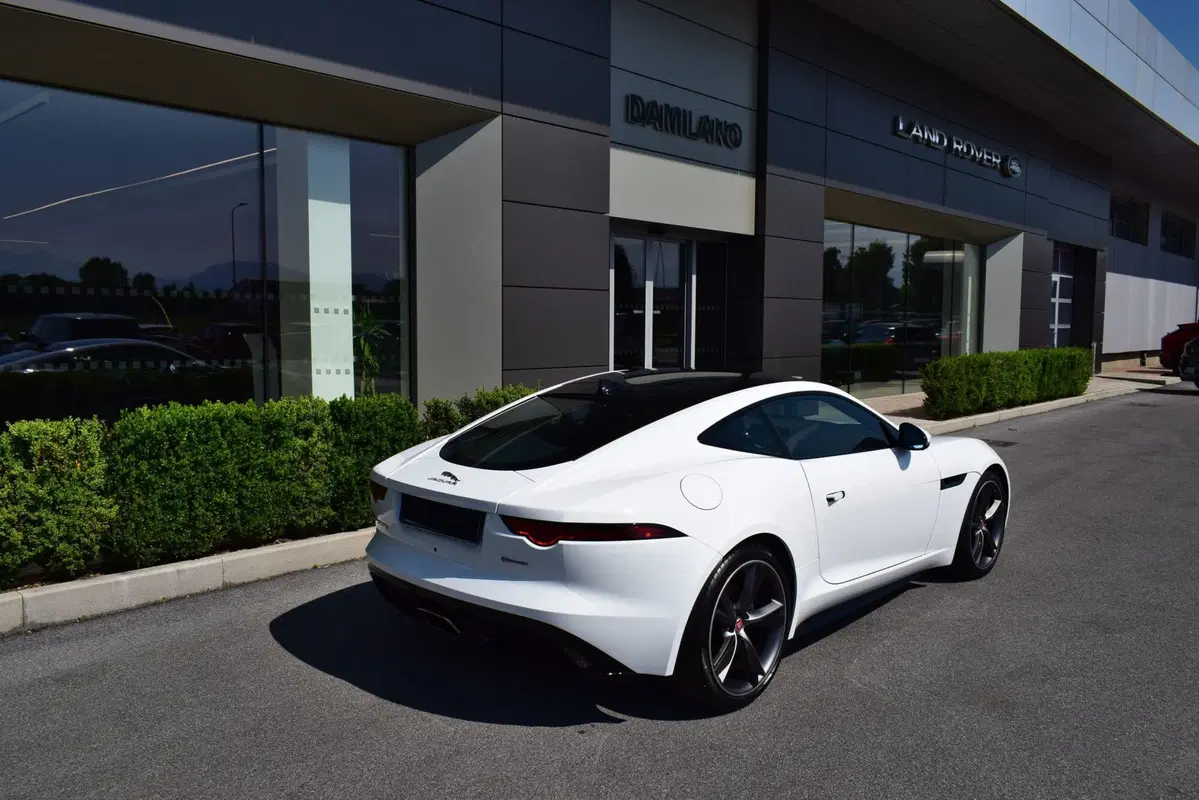 Jaguar F-Type Coupé usata a Cuneo (6)