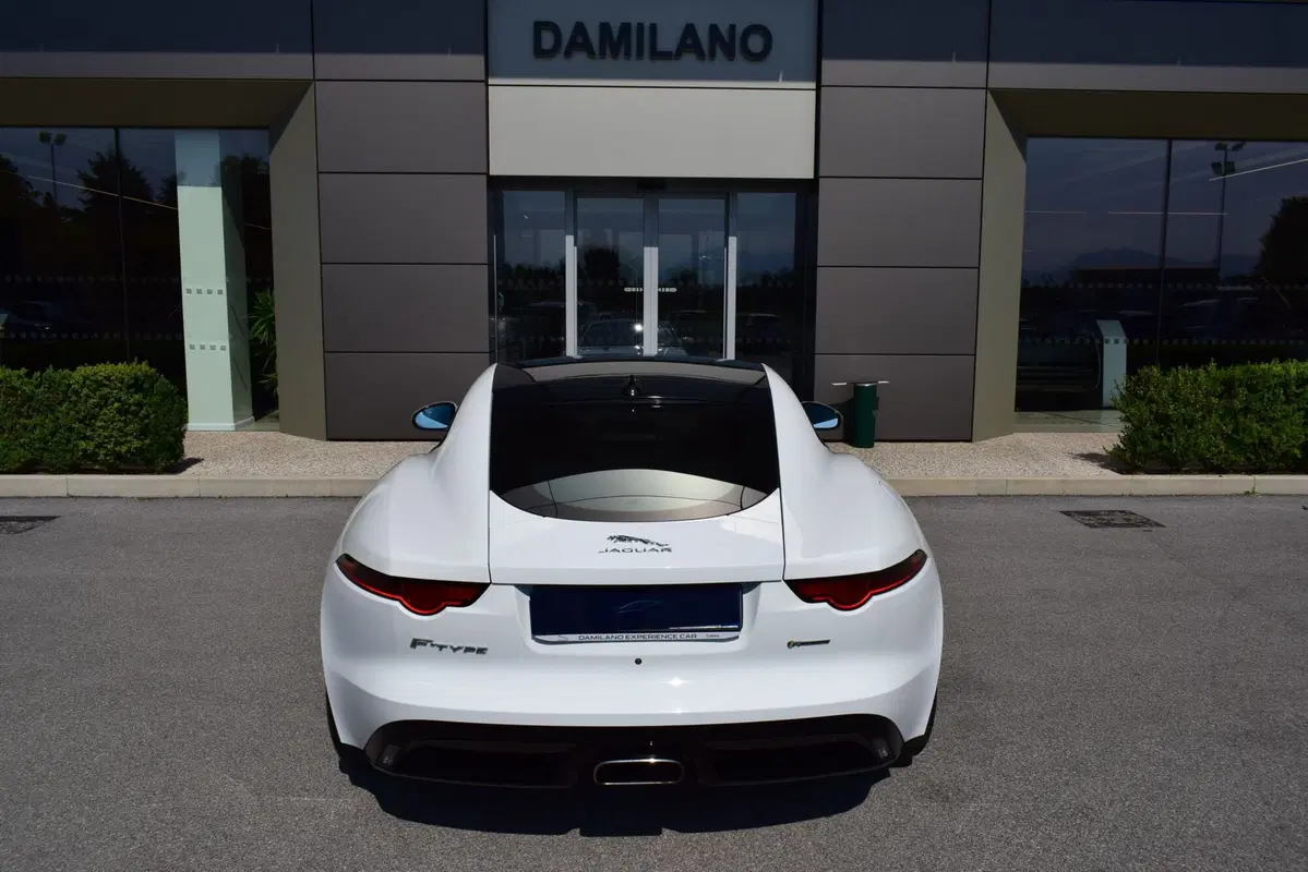 Jaguar F-Type Coupé usata a Cuneo (8)