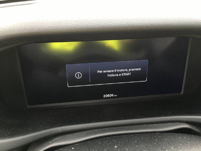 Jeep Avenger usata a Perugia (8)