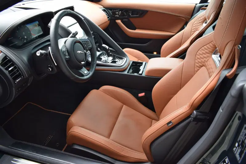 Jaguar F-Type Coupé usata a Cuneo (9)
