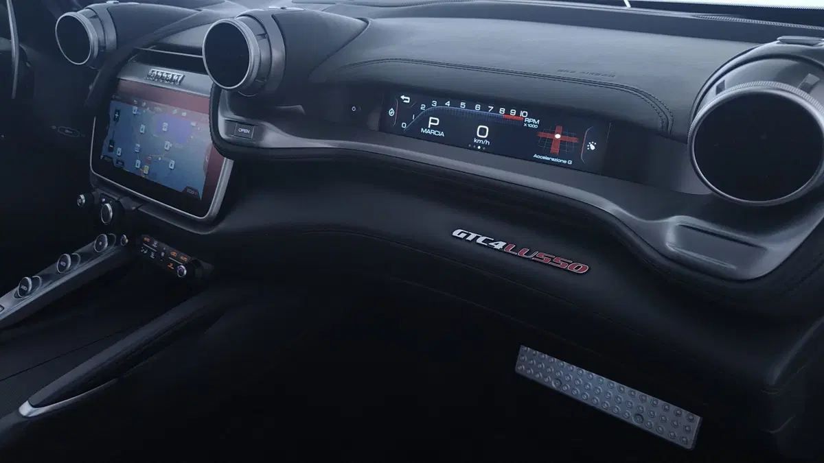 Ferrari GTC4Lusso Coupé usata a Perugia (18)