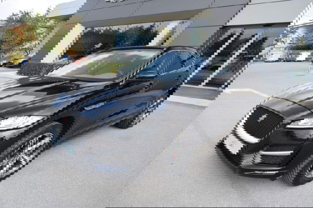 Jaguar F-Pace usata a Cuneo