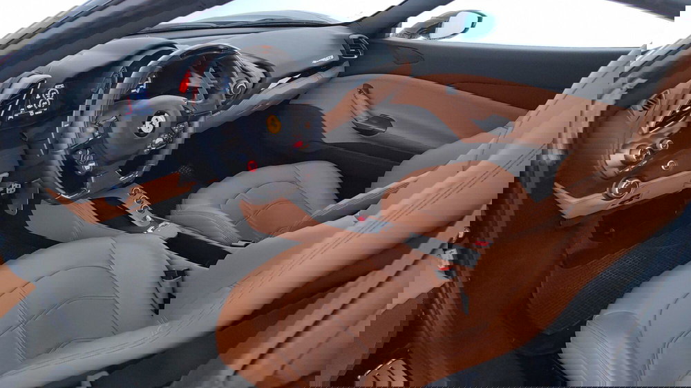 Ferrari 488 Coupé usata a Perugia (11)