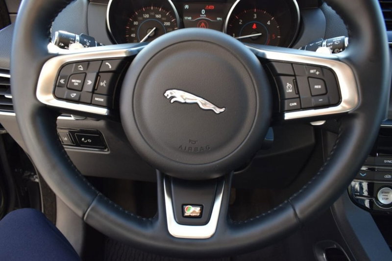 Jaguar F-Pace usata a Cuneo (10)