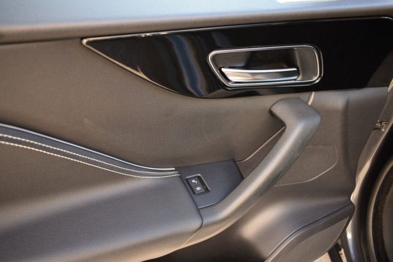 Jaguar F-Pace usata a Cuneo (18)