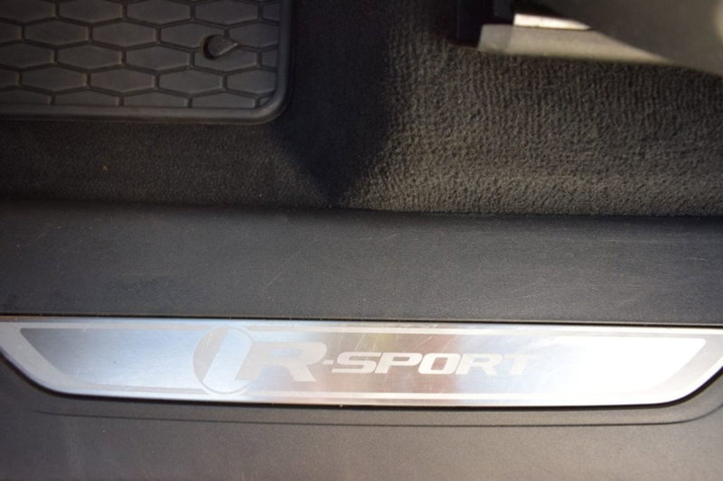 Jaguar F-Pace usata a Cuneo (19)