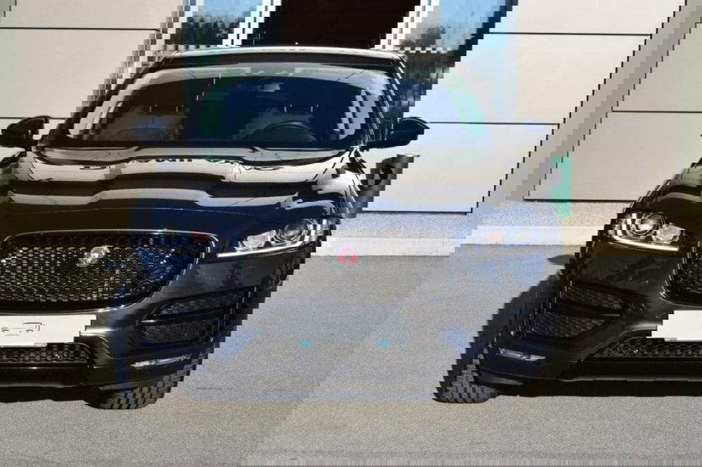 Jaguar F-Pace usata a Cuneo (2)