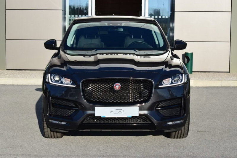 Jaguar F-Pace usata a Cuneo (2)