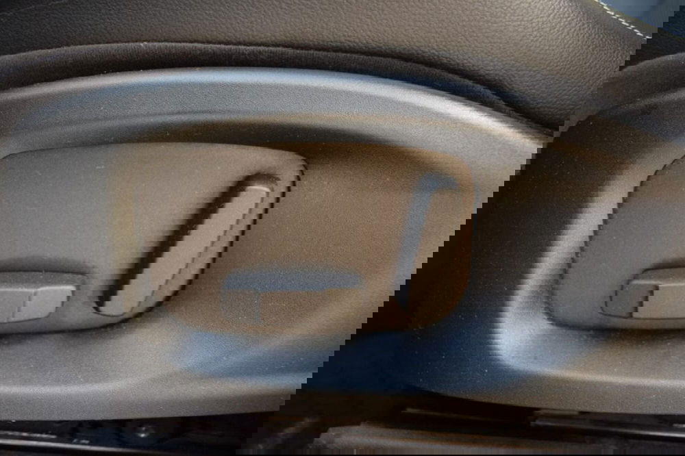 Jaguar F-Pace usata a Cuneo (20)