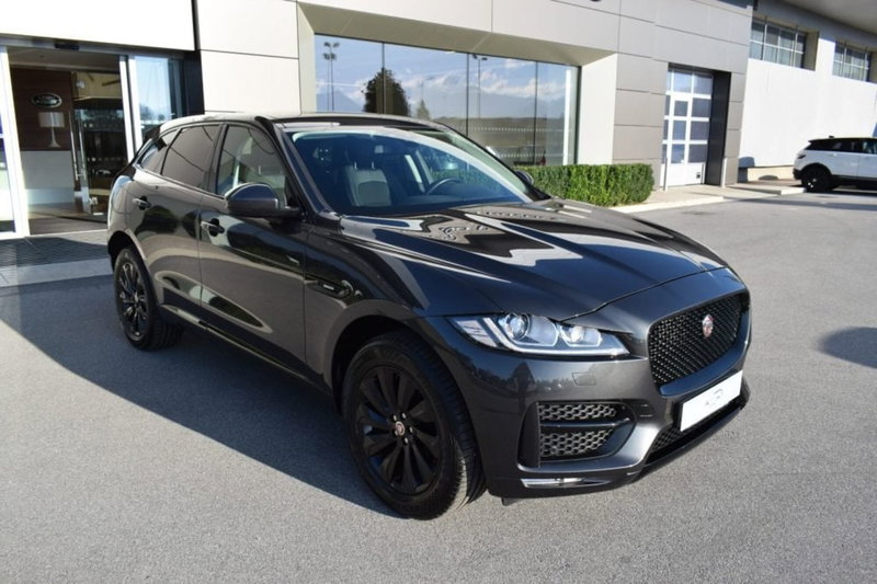Jaguar F-Pace usata a Cuneo (3)