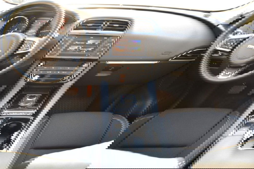 Jaguar F-Pace usata a Cuneo (9)