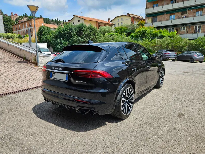 Maserati Grecale usata a Perugia (14)