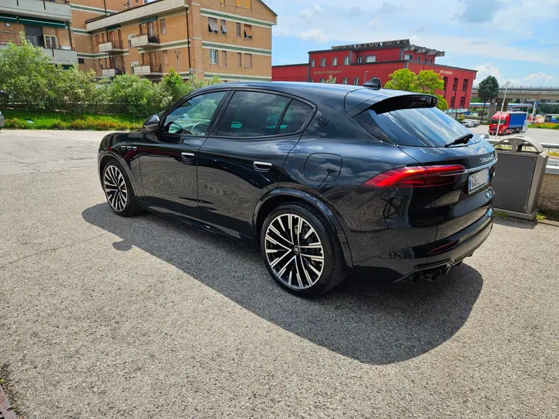 Maserati Grecale usata a Perugia (5)