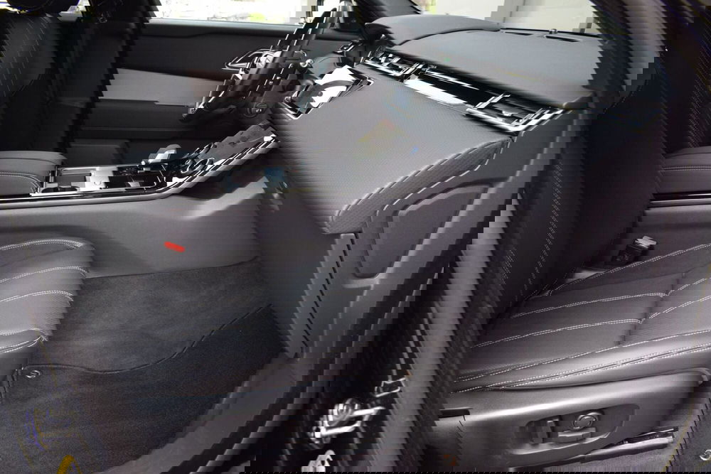 Land Rover Range Rover Velar usata a Cuneo (16)