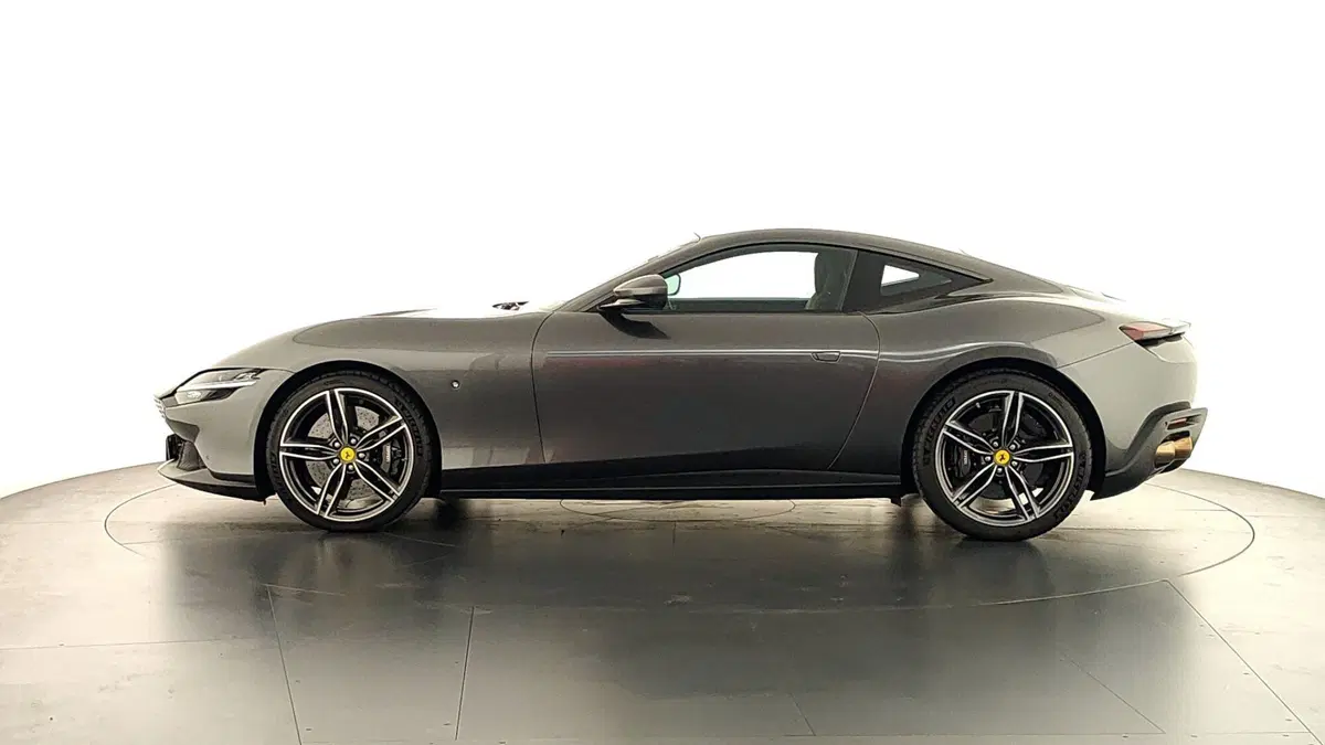 Ferrari Roma Coupé usata a Perugia (8)