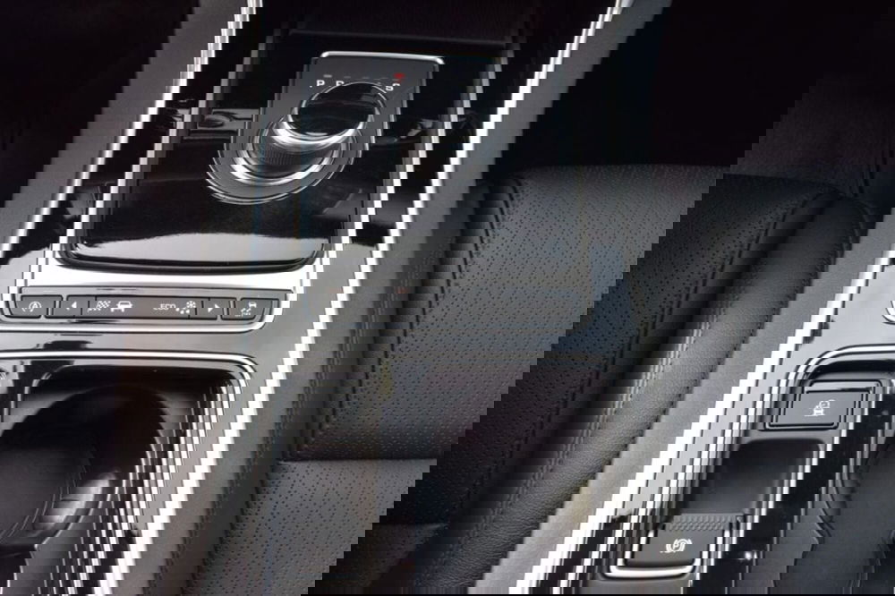 Jaguar XF usata a Cuneo (14)