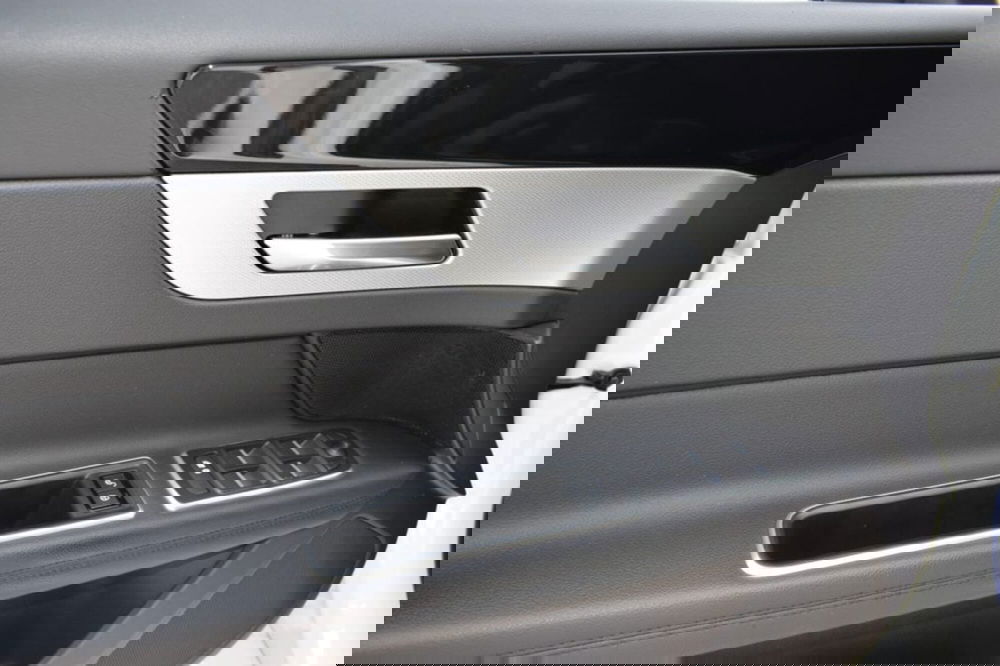 Jaguar XF usata a Cuneo (18)