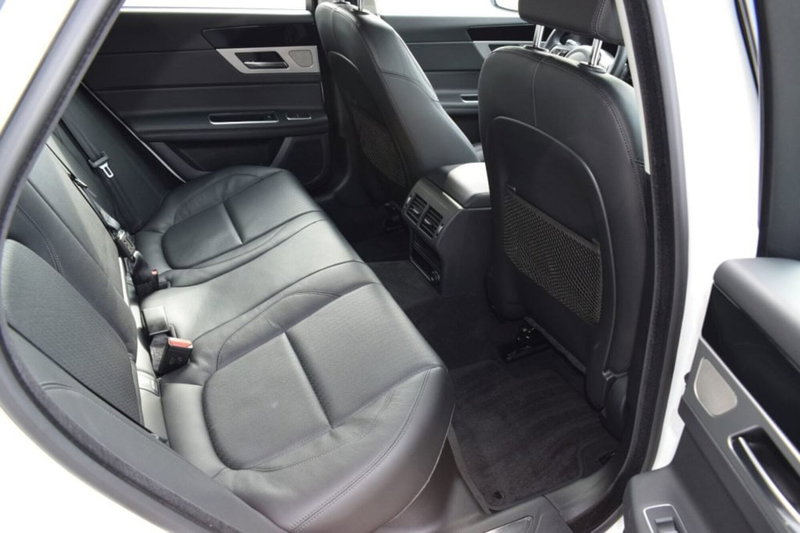 Jaguar XF usata a Cuneo (20)