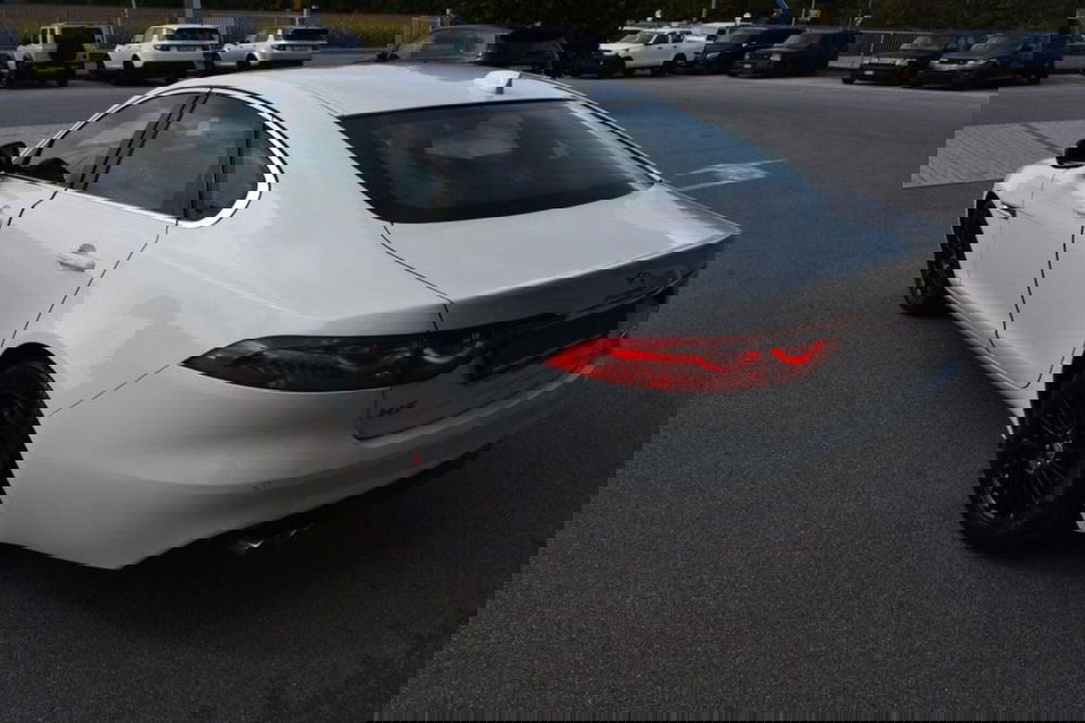 Jaguar XF usata a Cuneo (6)