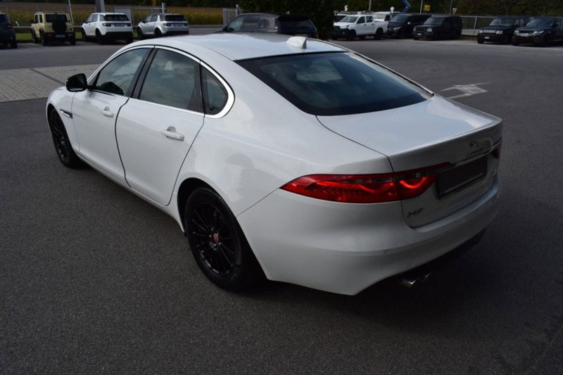 Jaguar XF usata a Cuneo (6)