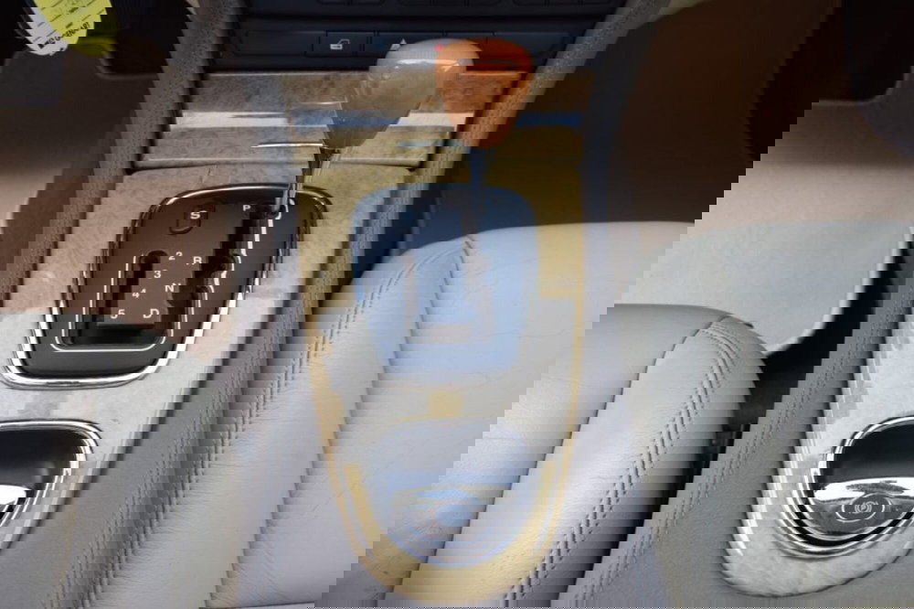 Jaguar S-Type usata a Cuneo (18)