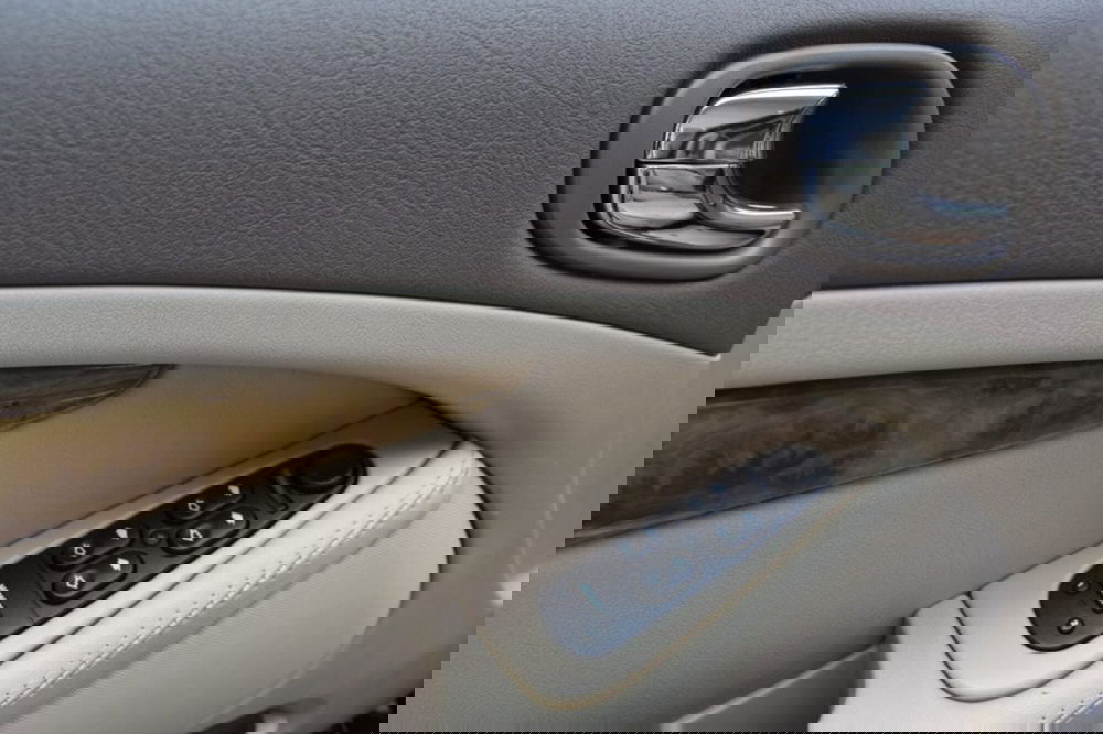 Jaguar S-Type usata a Cuneo (20)