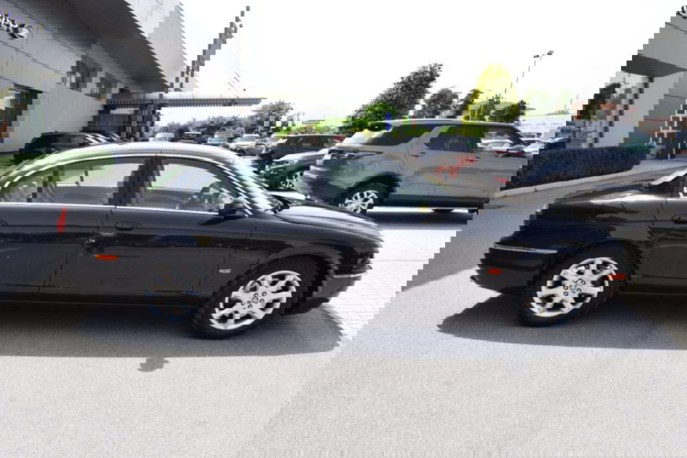 Jaguar S-Type usata a Cuneo (5)