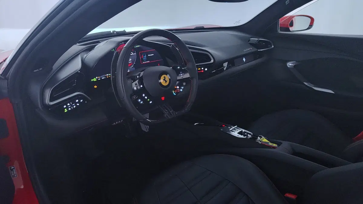 Ferrari 296 Coupé usata a Perugia (11)
