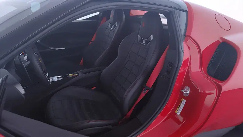Ferrari 296 Coupé usata a Perugia (12)
