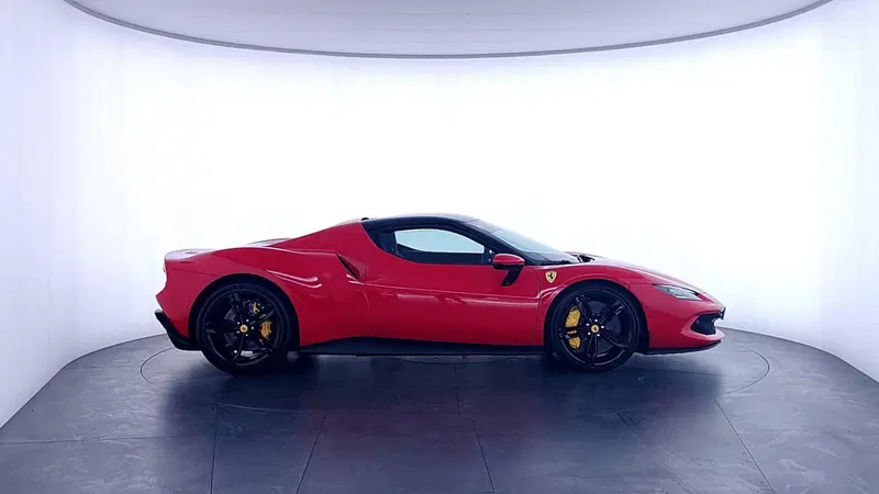 Ferrari 296 Coupé usata a Perugia (4)